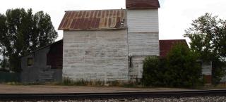 Grain elevator in Louisville in 2006.