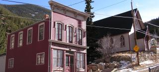 Snetzer Building (front) and Grace Episcopal church (back) in 2006 following restoration of the Snetzer building.