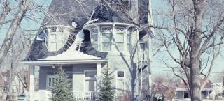 The McNulty-Kencham House on a snowy day.