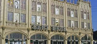 The Cullen Thompson Motors/Garts Sports Castle in 1984.