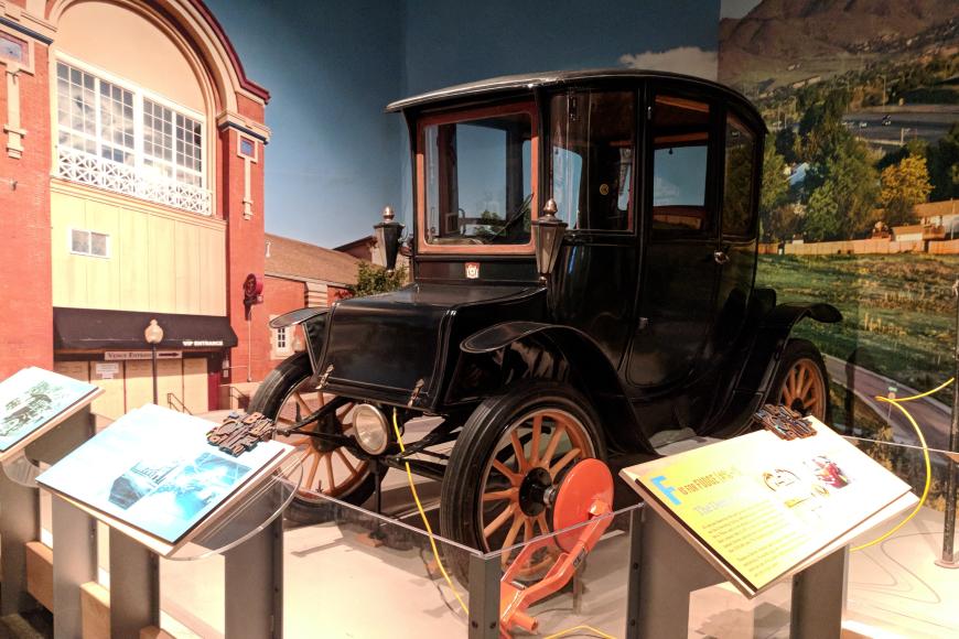 Denver A-Z Slideshow Image 4 - Fritchle Car