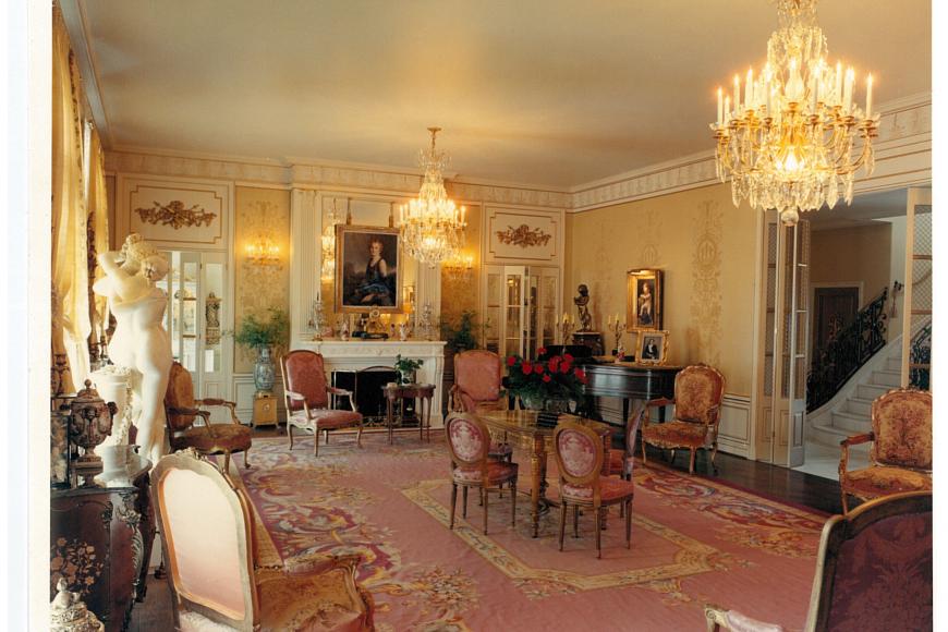 Belmar Mansion 1969 with piano