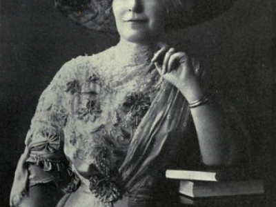 Mary Elitch in 1911. Photo courtesy Alexander Art Publishing Co. via Wikimedia Commons.