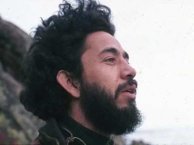 Portrait of Freddie Freak in profile.