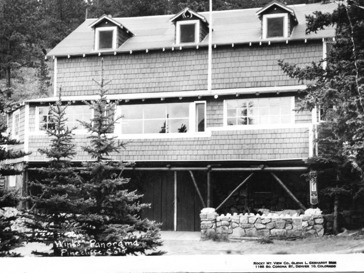 Exterior of Winks Lodge at Lincoln Hills